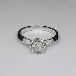 lab-created diamond engagement rings